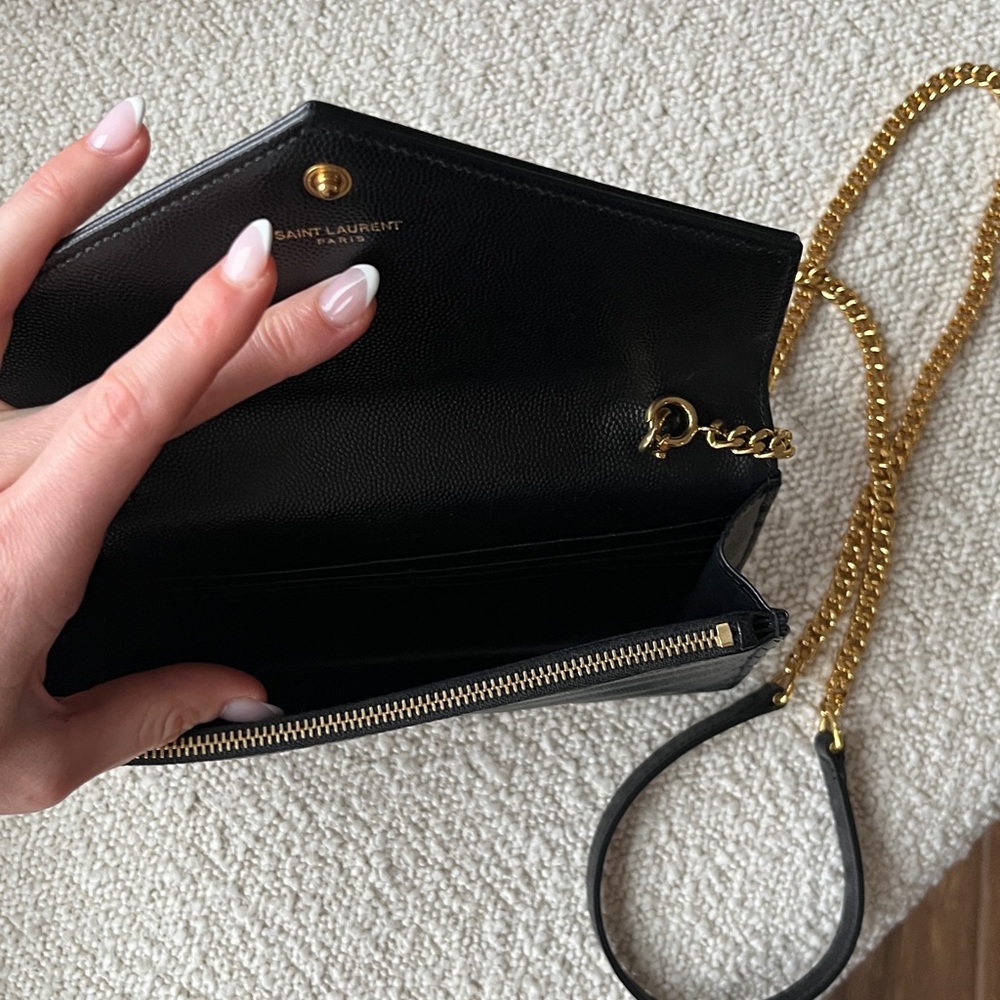 Yves Saint Laurent Cassandre Envelope Chain Wallet Grain de Poudre Leather Noir - Picture 3 of 7